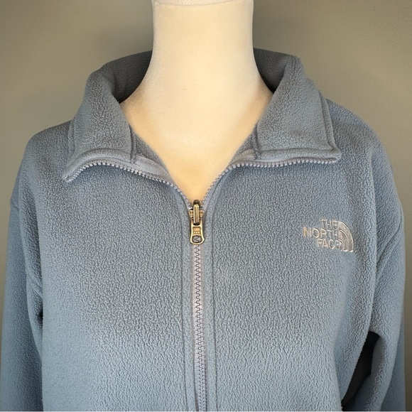 The North Face Full Zip Fleece Jacket in Light Blue - Size Medium (Women’s) - Picture 2 of 10